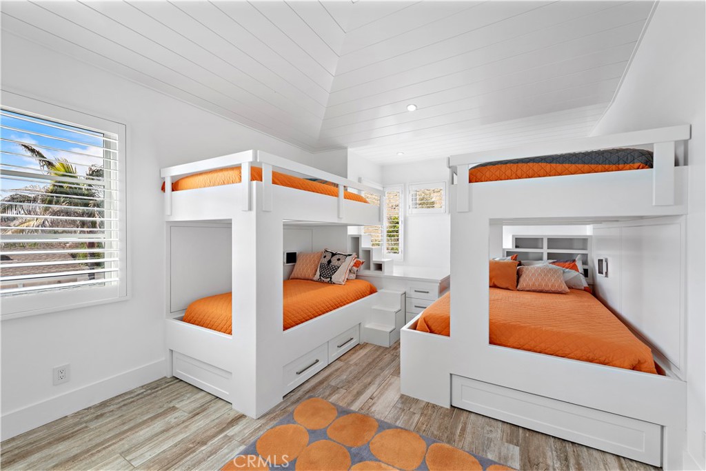 1880 N El Camino Real 74 & 75