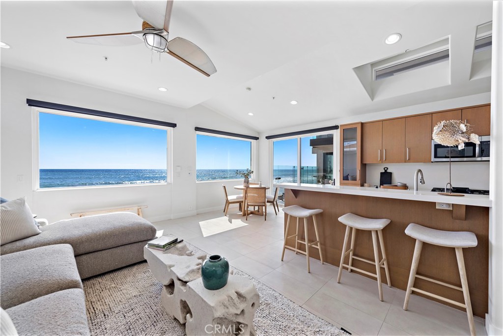 1880 N El Camino Real 74 & 75