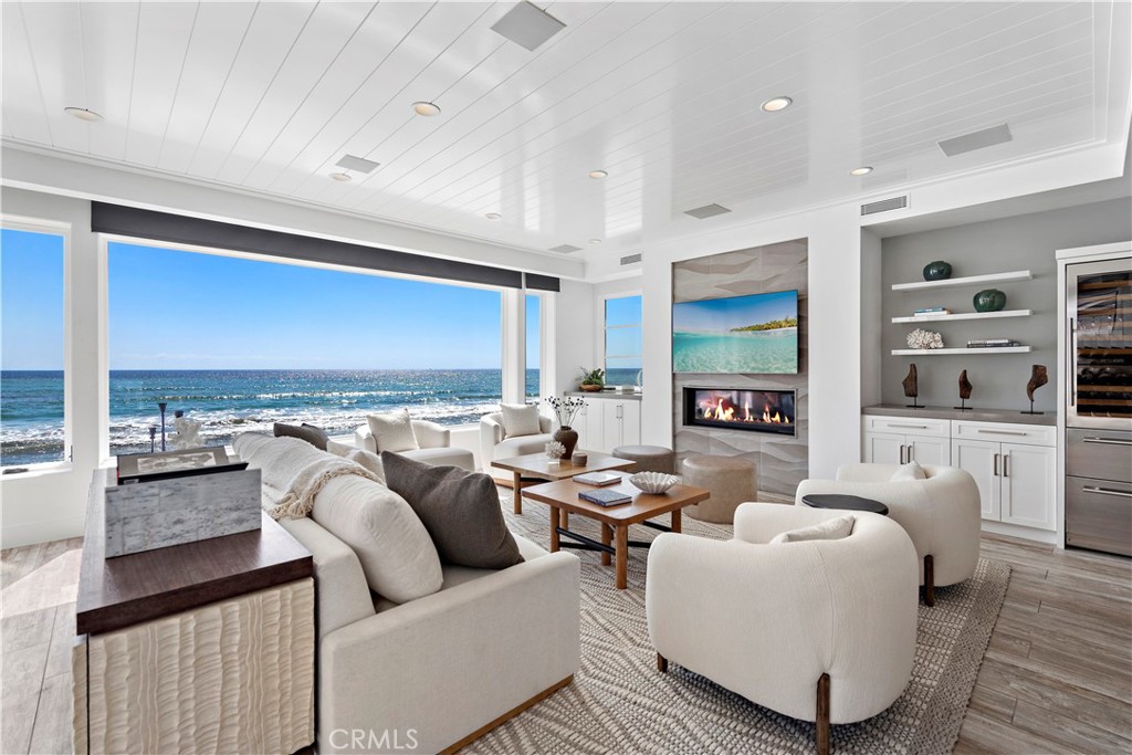 1880 N El Camino Real 74 & 75