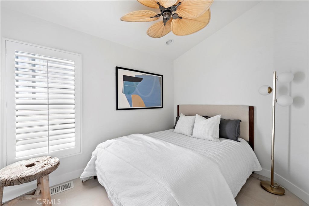 1880 N El Camino Real 74 & 75