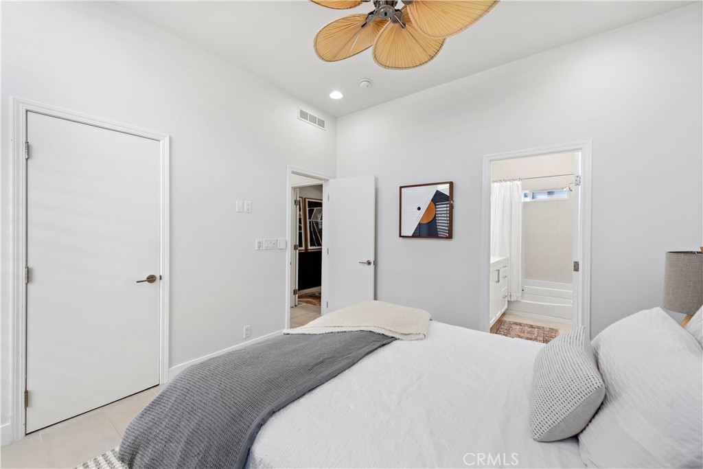 1880 N El Camino Real 74 & 75