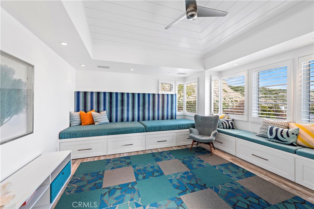 1880 N El Camino Real 74 & 75