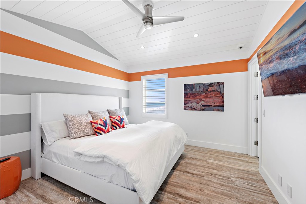 1880 N El Camino Real 74 & 75