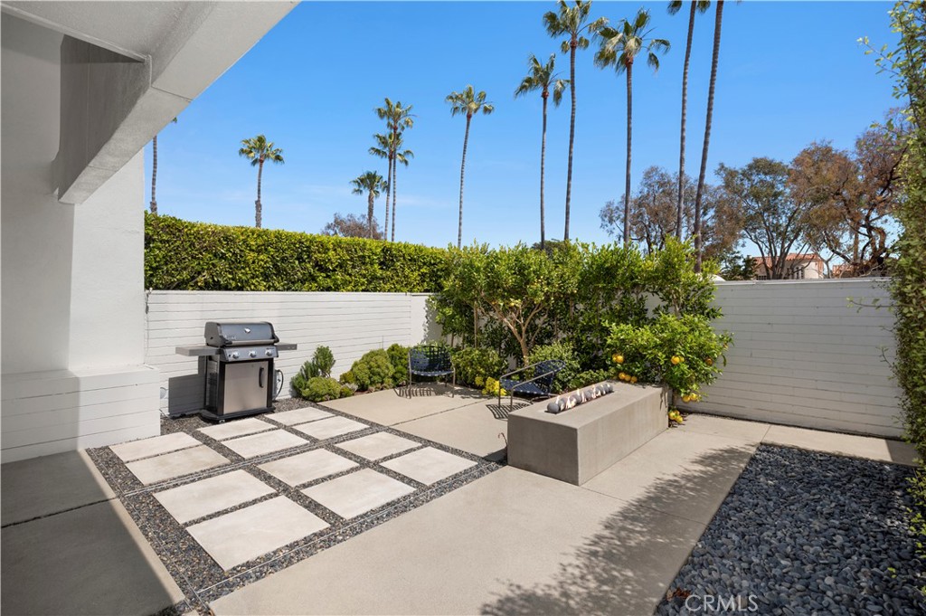 733 Avocado Avenue 108