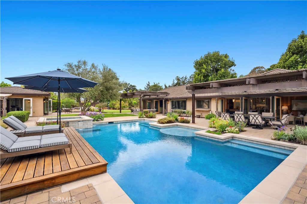 2291 Pavillion Drive