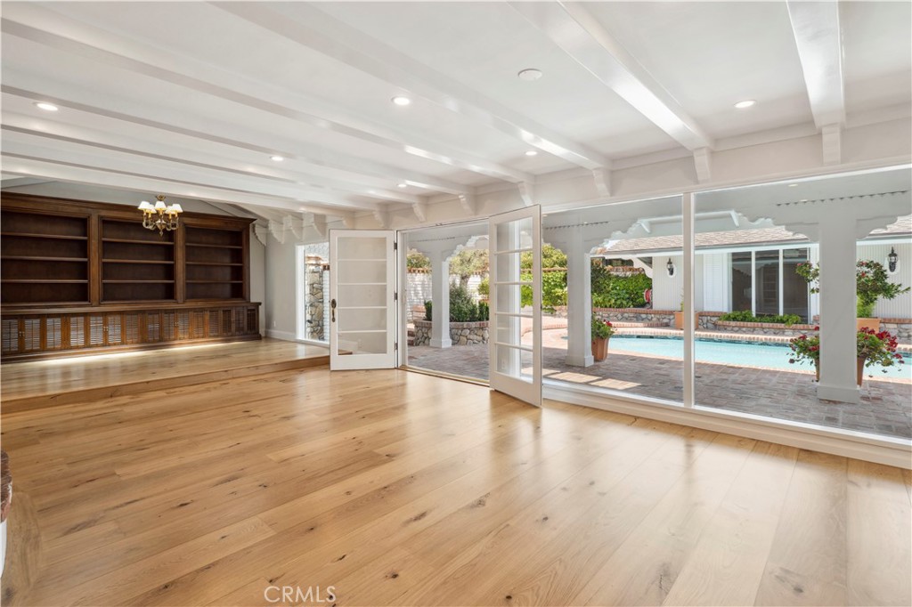 2801 Pebble Drive