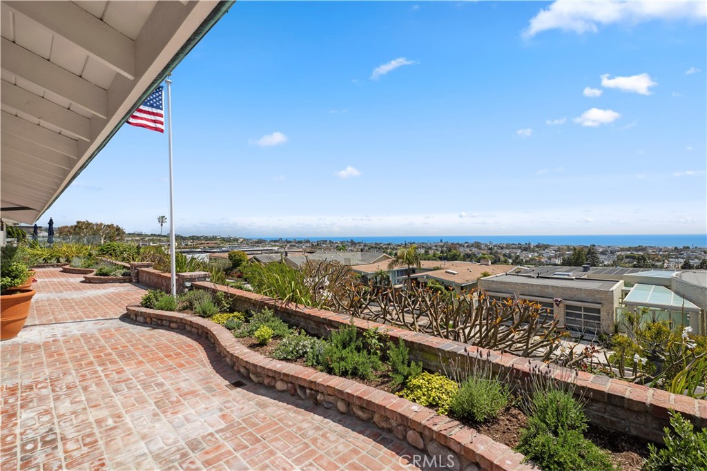 2801 Pebble Drive