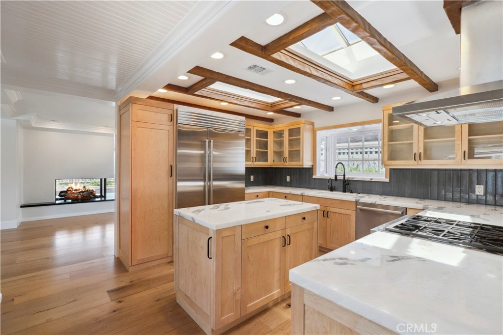 2801 Pebble Drive