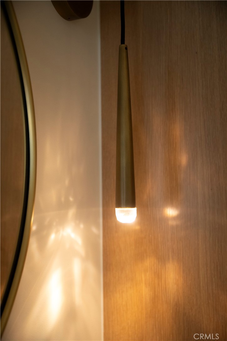 221 Heliotrope Avenue