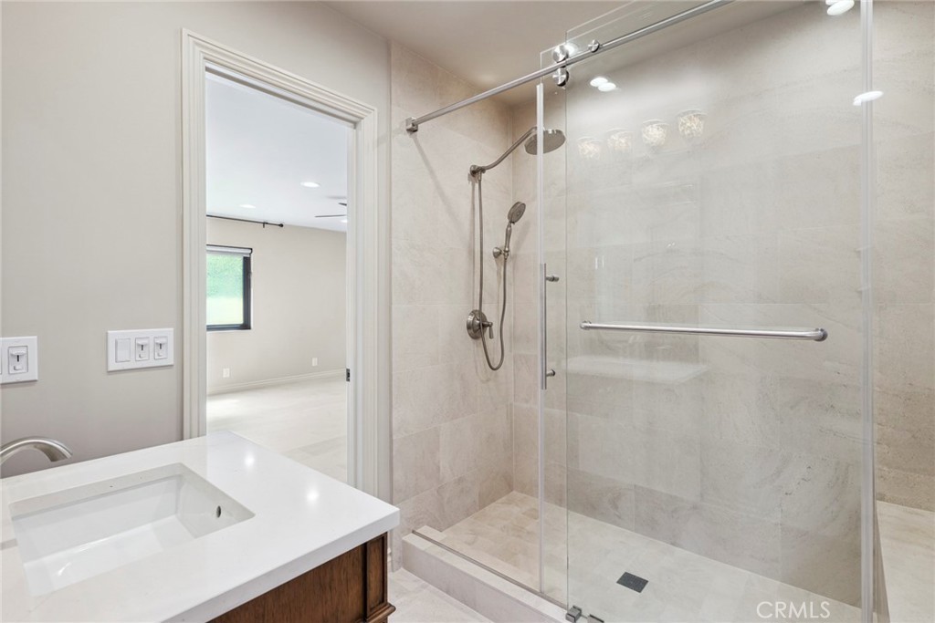 410 Dahlia Avenue B