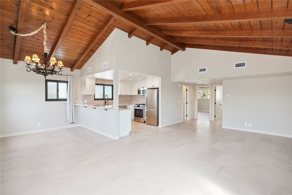 410 Dahlia Avenue 1/2