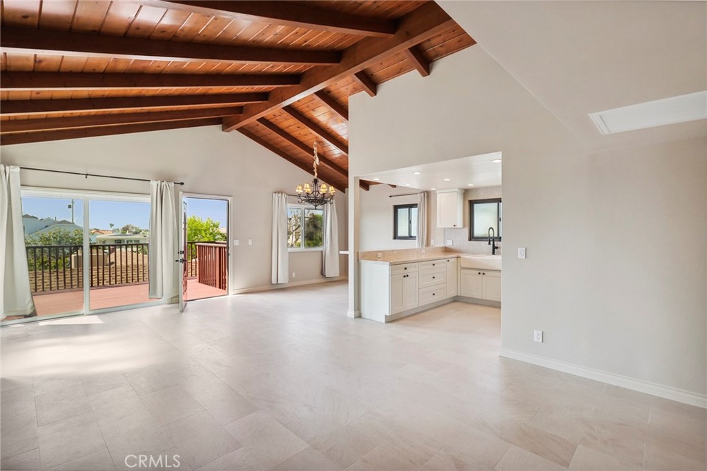 410 Dahlia Avenue 1/2