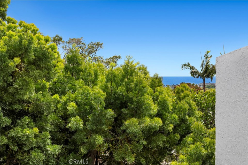 11 Mainsail Drive