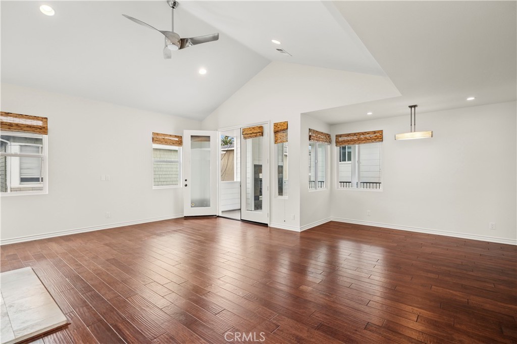 314 1/2 Larkspur Avenue