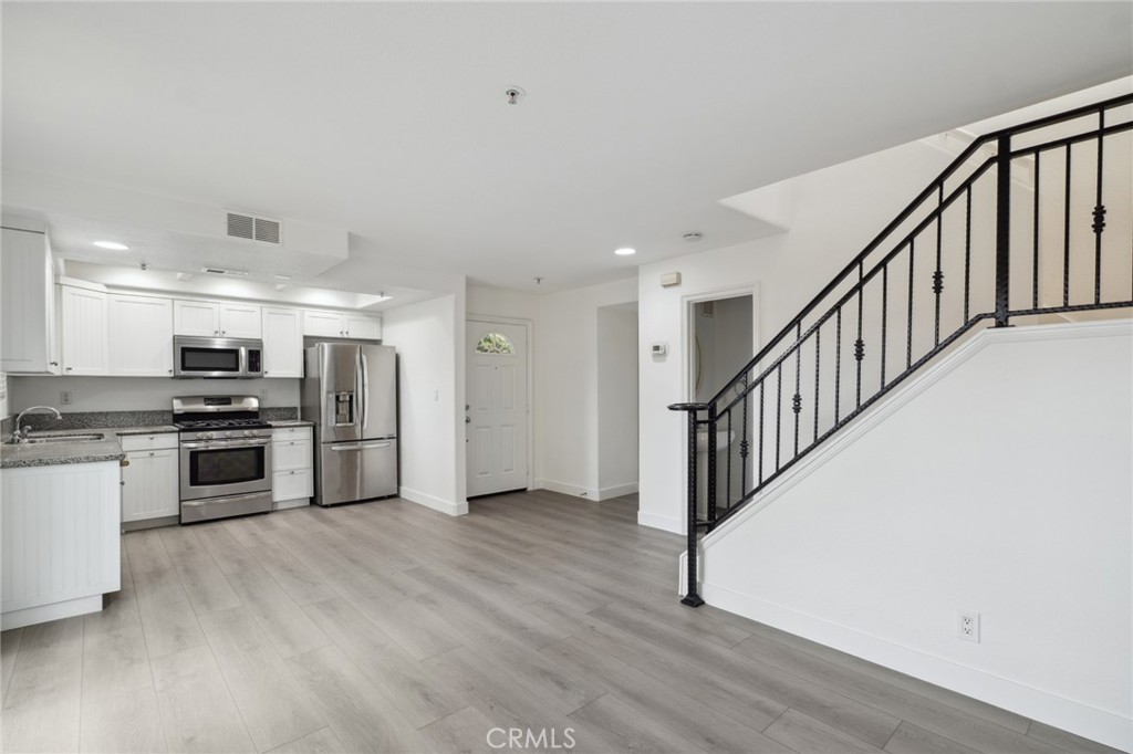 2233 Fairview Road H