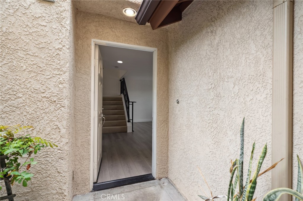 2233 Fairview Road H