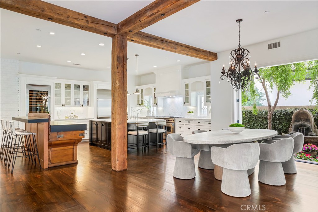 321 Fullerton Avenue