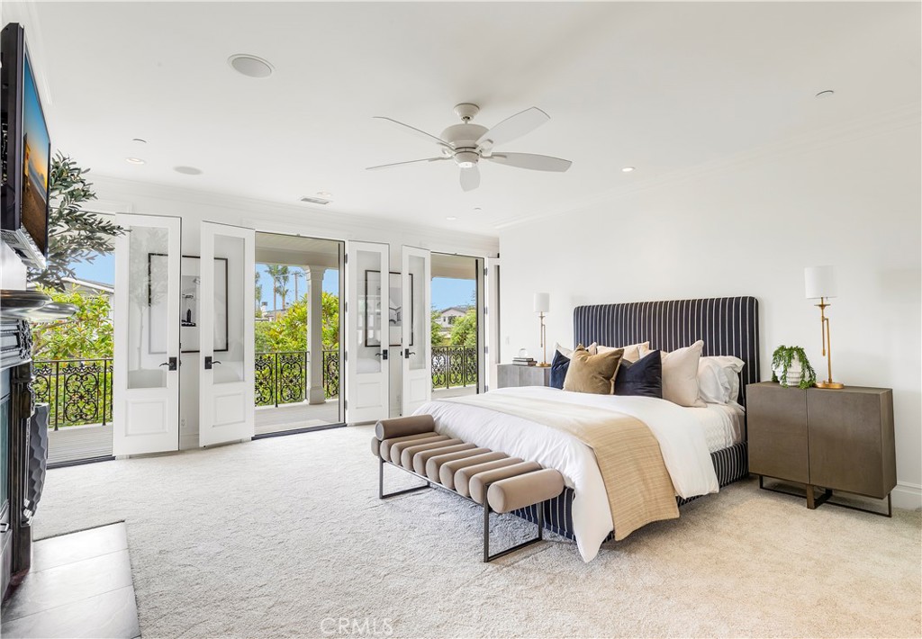 321 Fullerton Avenue