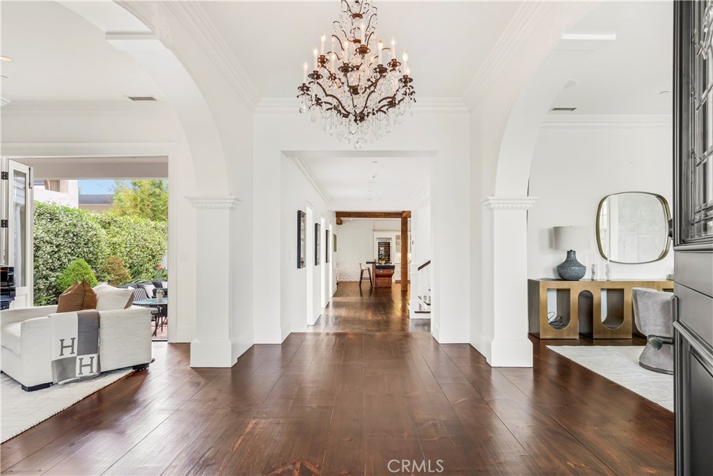 321 Fullerton Avenue