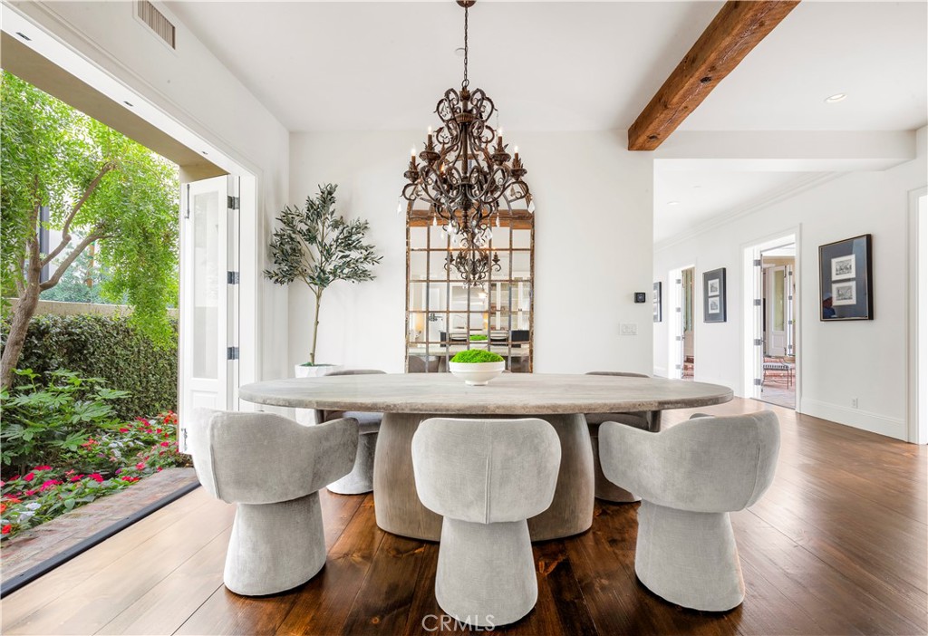 321 Fullerton Avenue