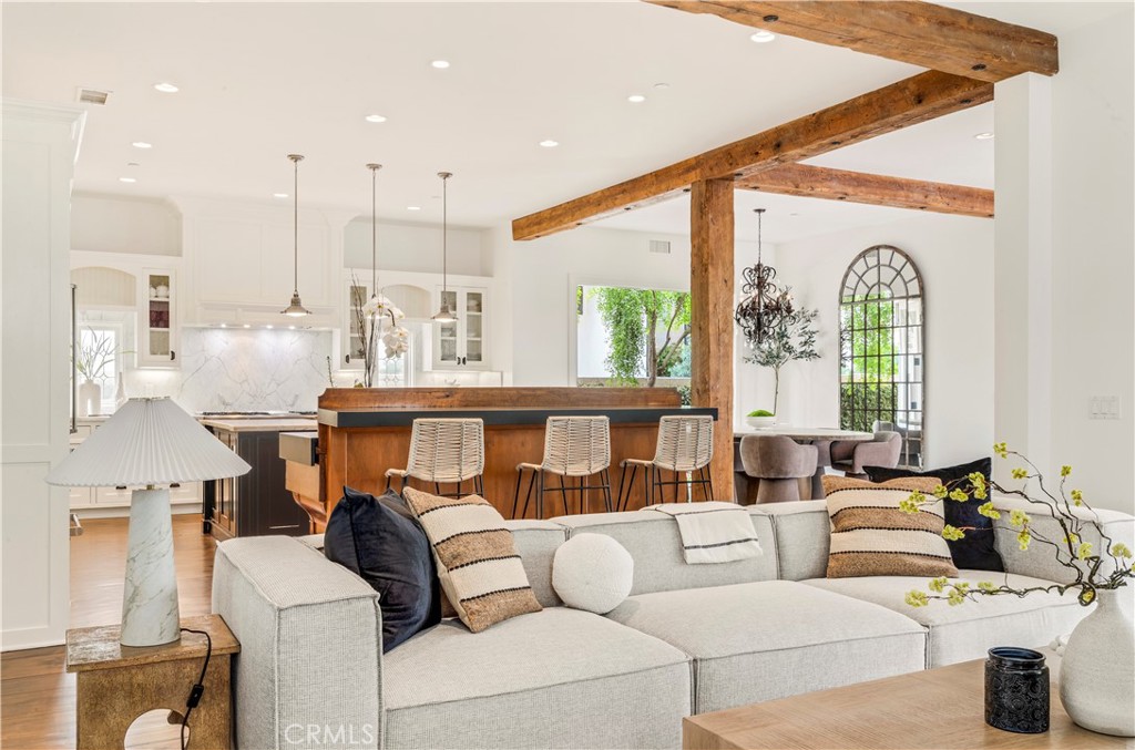 321 Fullerton Avenue