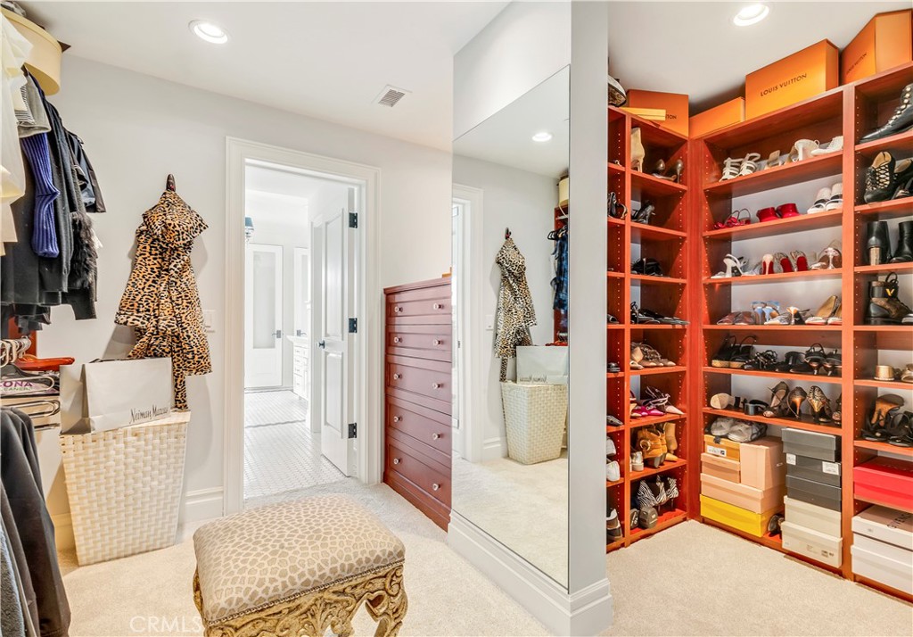 321 Fullerton Avenue