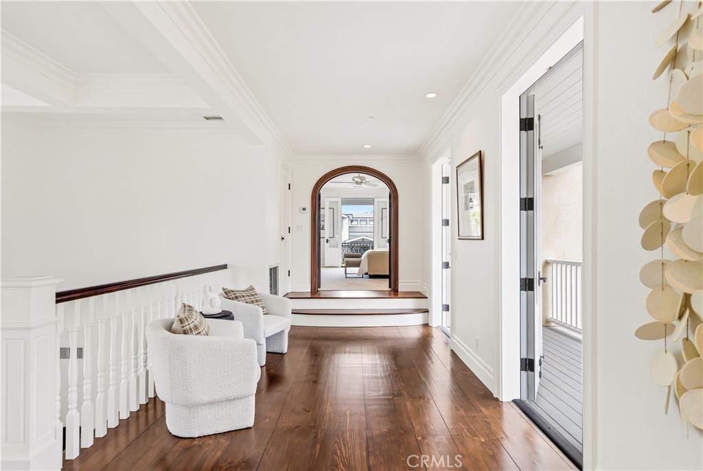 321 Fullerton Avenue