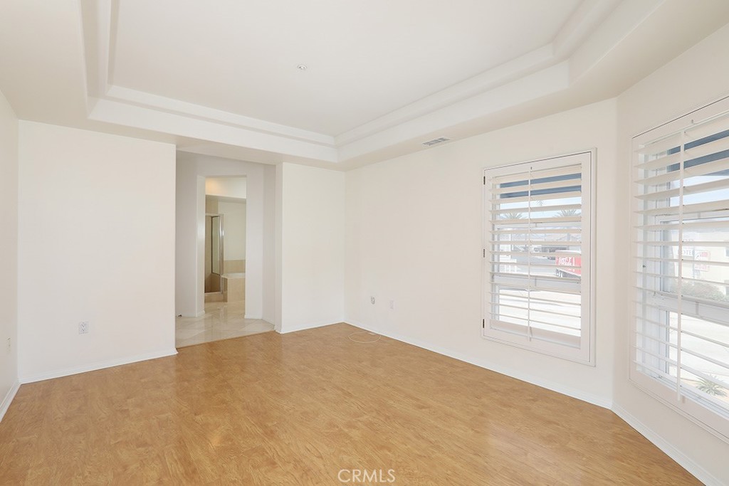 2600 Newport Boulevard 219