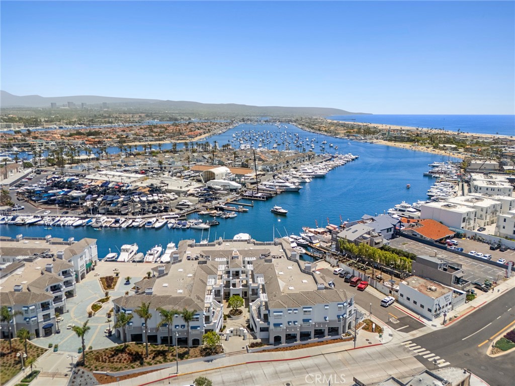 2600 Newport Boulevard 219