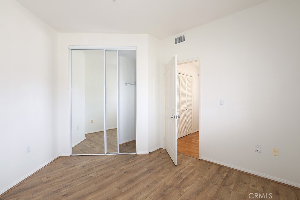 2600 Newport Boulevard 219