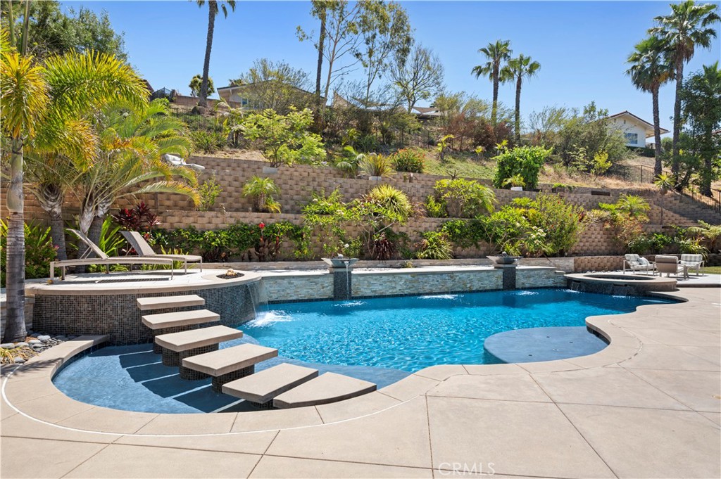 2111 Salt Air Drive