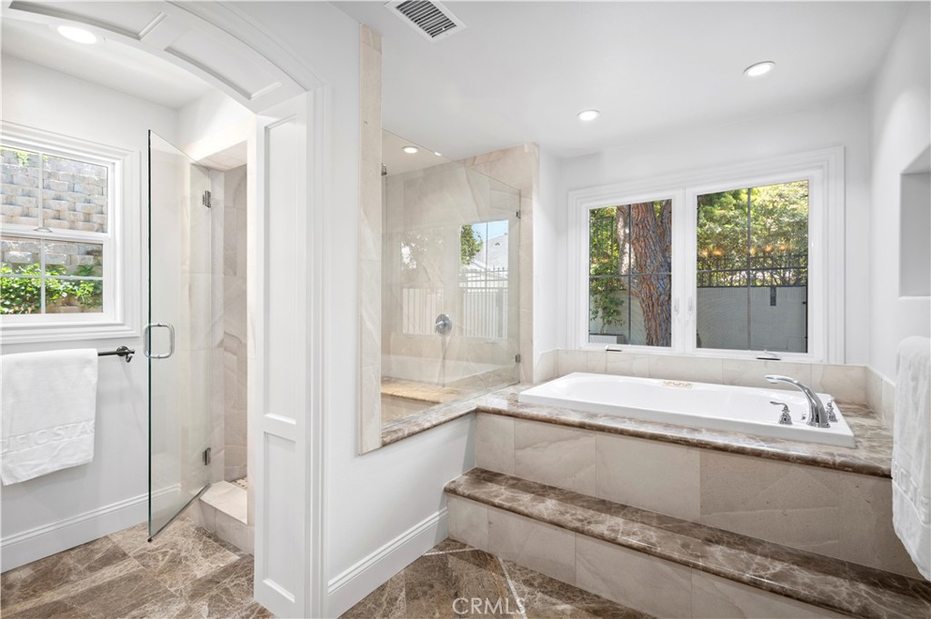2111 Salt Air Drive