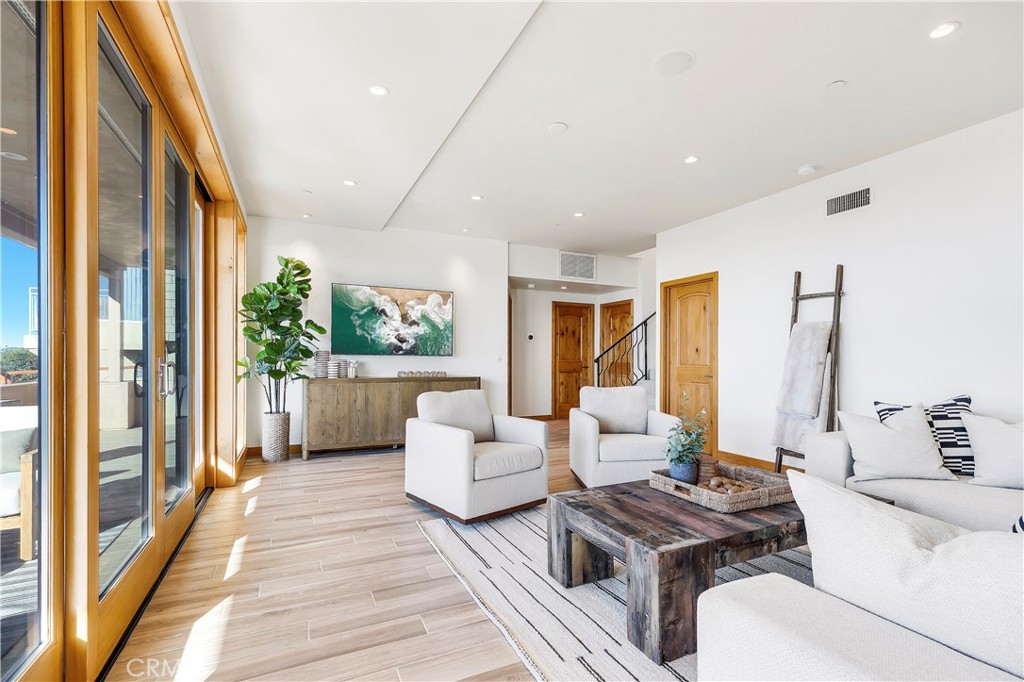 206 Grandview Street