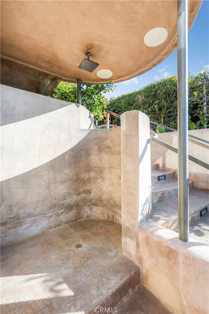 206 Grandview Street