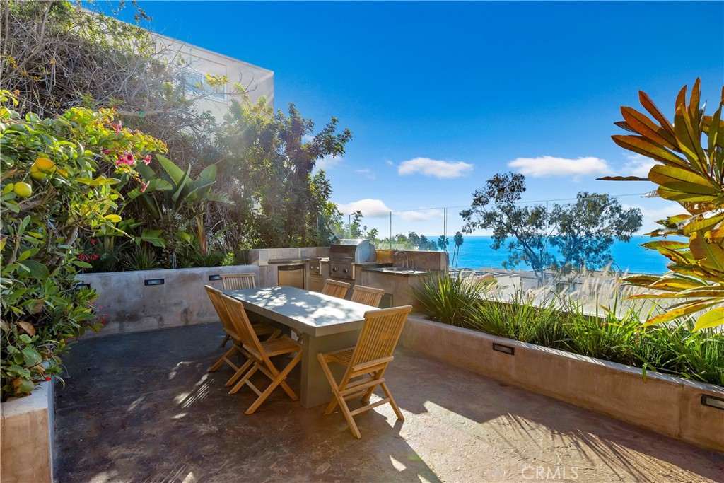 206 Grandview Street