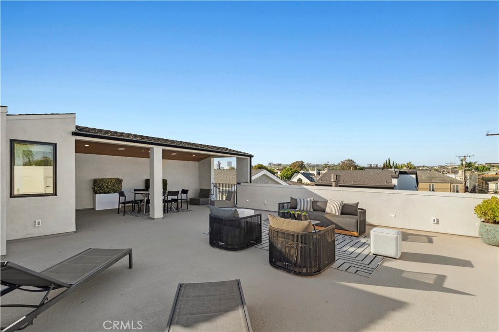 516 1/2 Larkspur Avenue