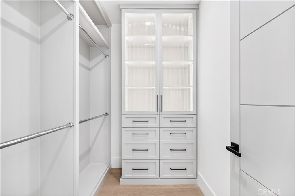 516 1/2 Larkspur Avenue