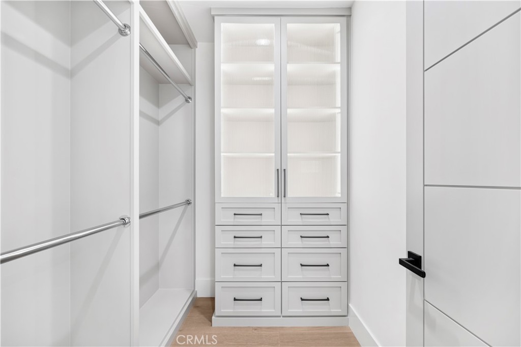 516 1/2 Larkspur Avenue