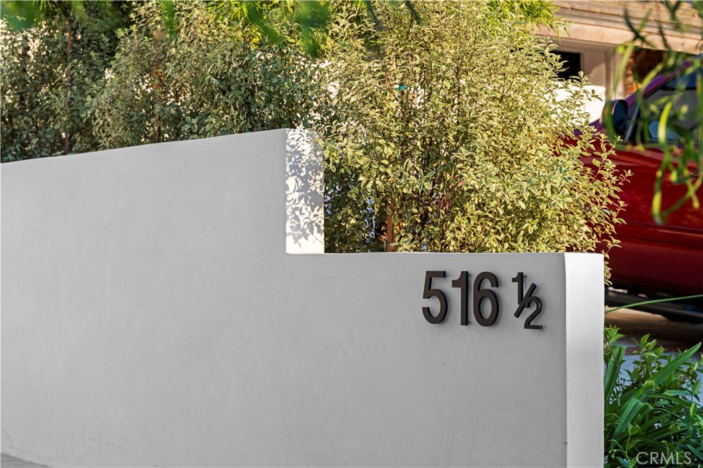 516 1/2 Larkspur Avenue