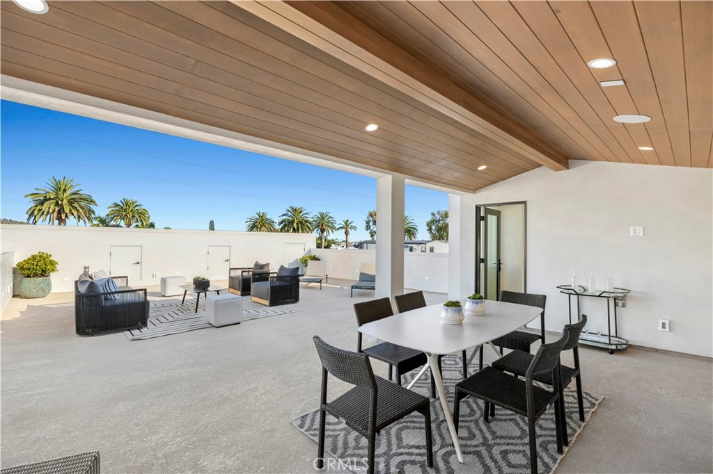 516 1/2 Larkspur Avenue