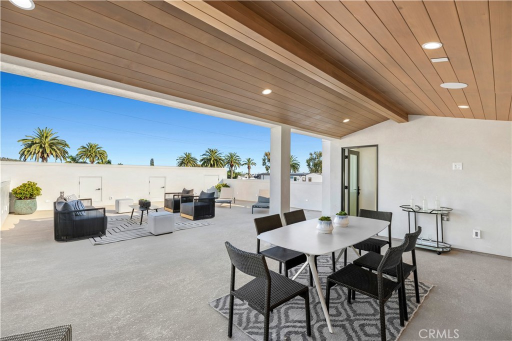 516 1/2 Larkspur Avenue