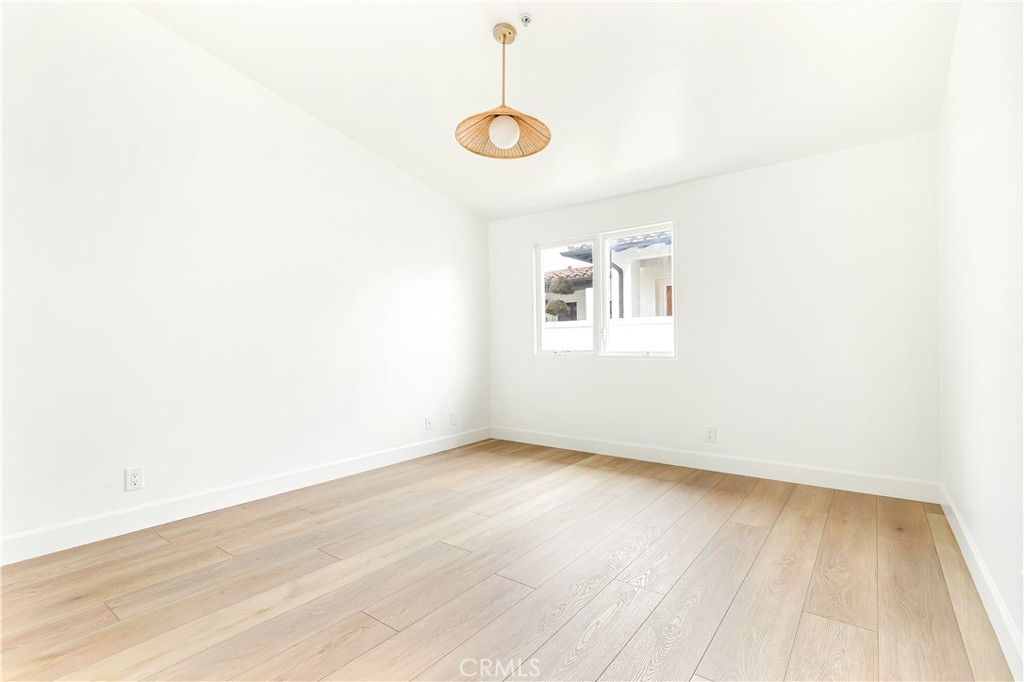 401 Seaward Road 9