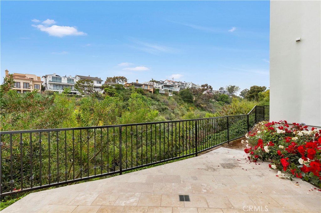 401 Seaward Road 9