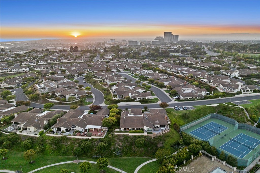 15 Skysail Drive