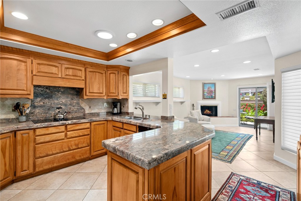 15 Skysail Drive