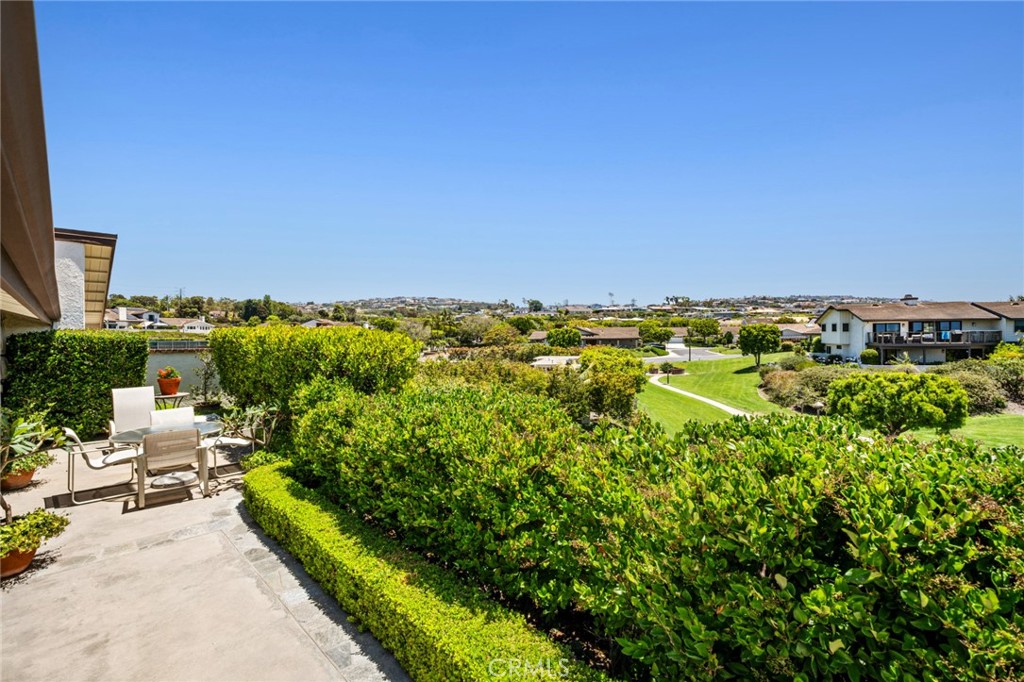 15 Skysail Drive