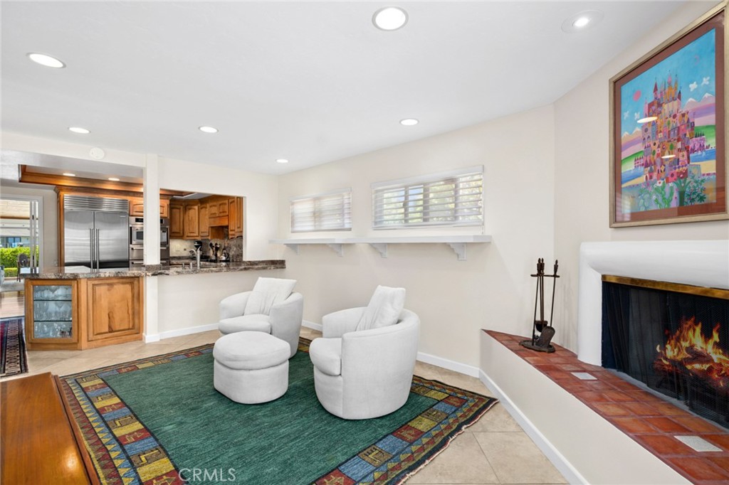 15 Skysail Drive