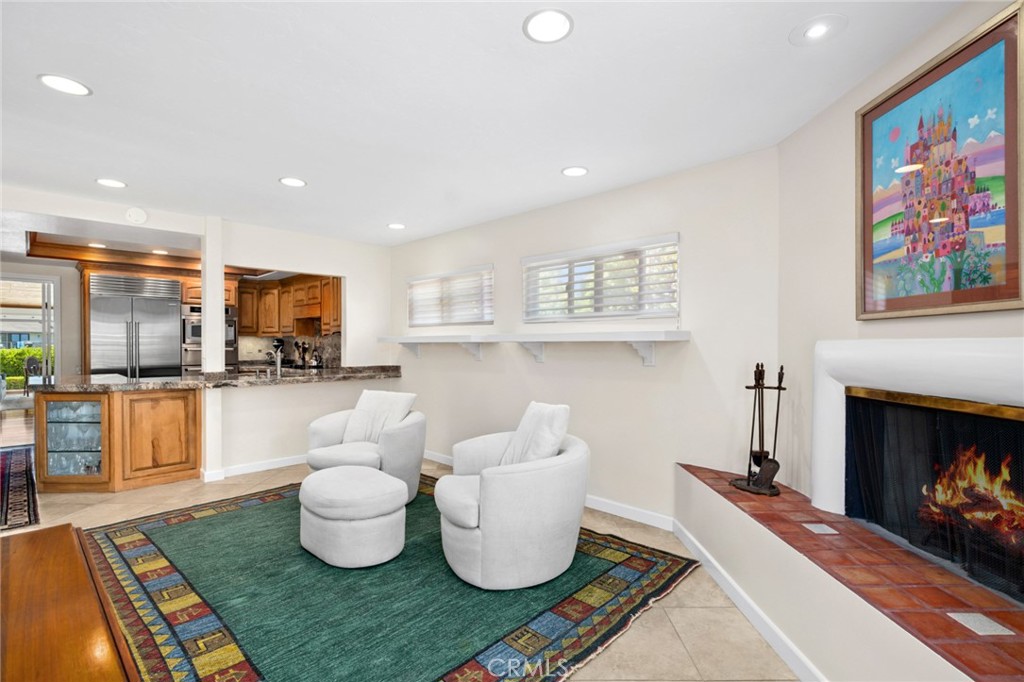 15 Skysail Drive