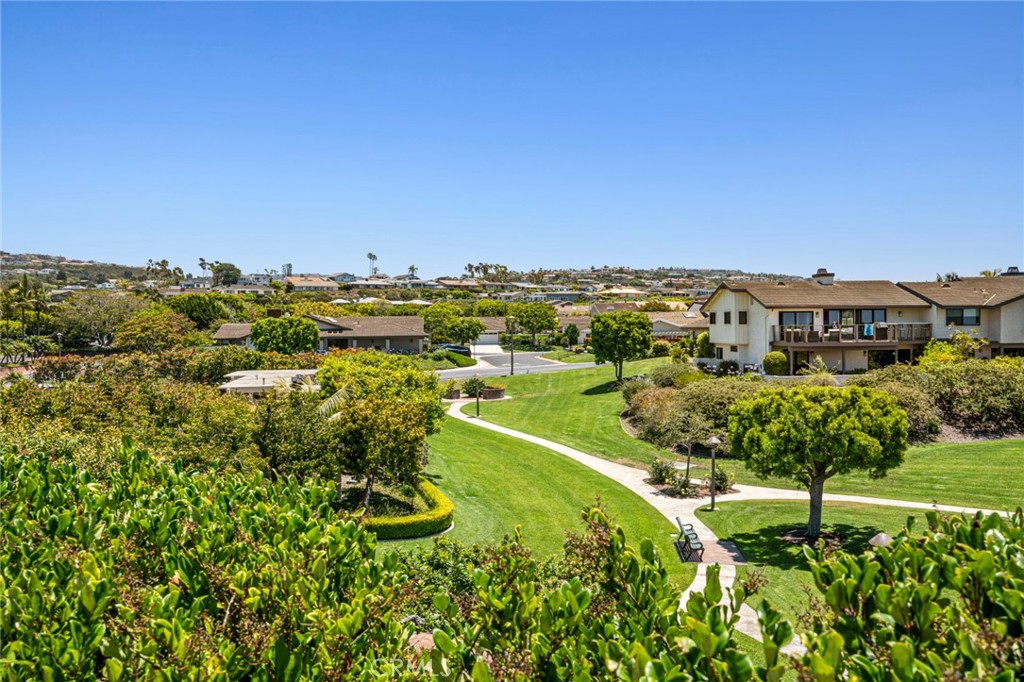 15 Skysail Drive