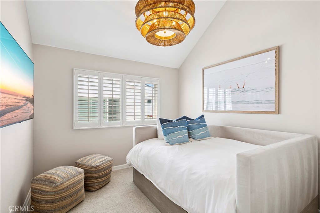 412 Poinsettia Avenue